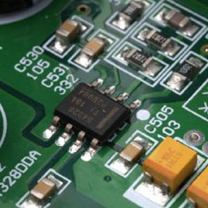 深圳三星貼片電容代理商：電腦主板上貼片電容大小怎么看？